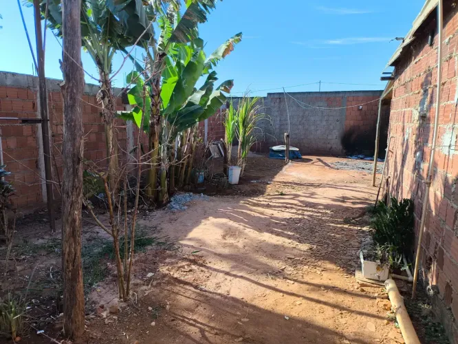 26 Setembro Rua 3  Ótimo Lote 400 m² com Duas Casas com 2 Quartos Condominio Fechado