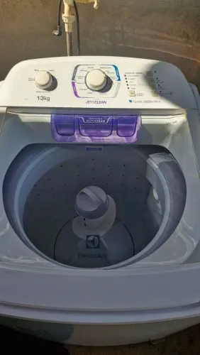 Vendo máquina eletrolux 13kg