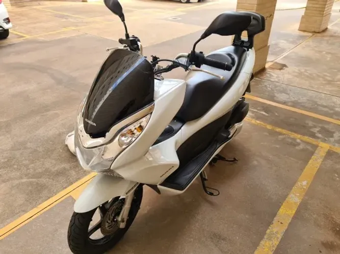 Honda PCX 150 DLX 2015 Branca | Apenas 27 Mil Km | Impecável