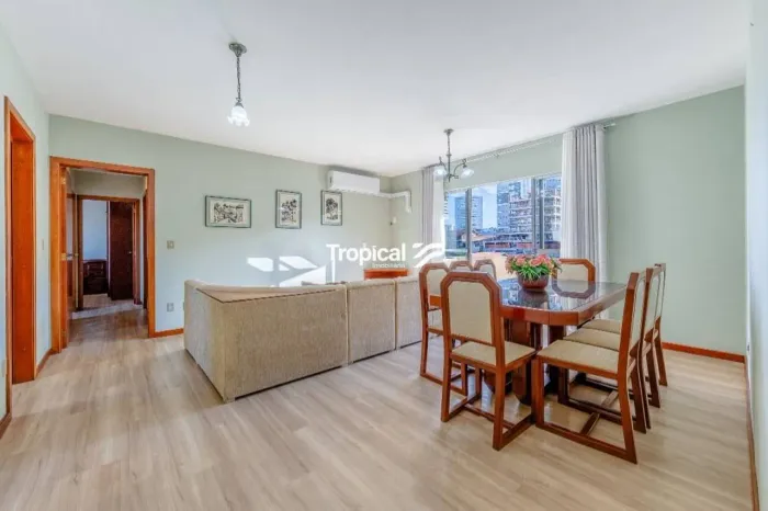Apartamento com 3 dormitórios para alugar, 104 m² por R$ 3.800/mês - Vila Nova - Blumenau/