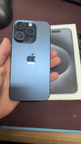 Pra vender logo IPhone 15 pro - 256 GB