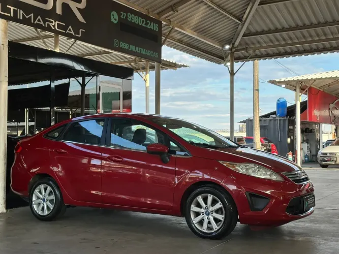 Ford Fiesta Sedan SE 1.6 16V Flex 4P 2011