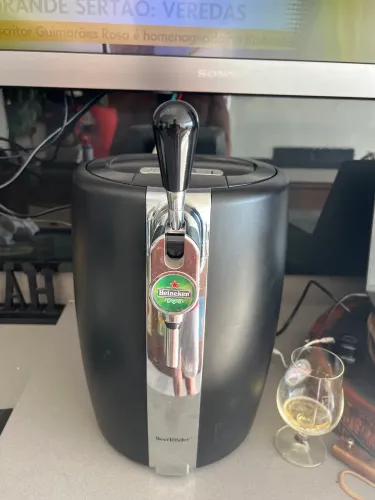 Chopeira Krups Beertender (para barris compatíveis com o da Heineken)