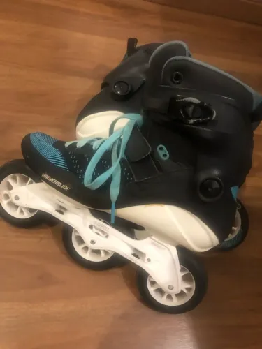 Patins Powerslide Swell Aquamarine 100mm - tamanho 38