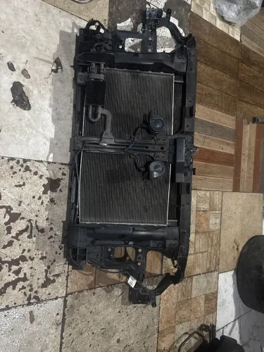 Painel frontal C/ kit radiador Hyundai azera 3.0 v6 2015