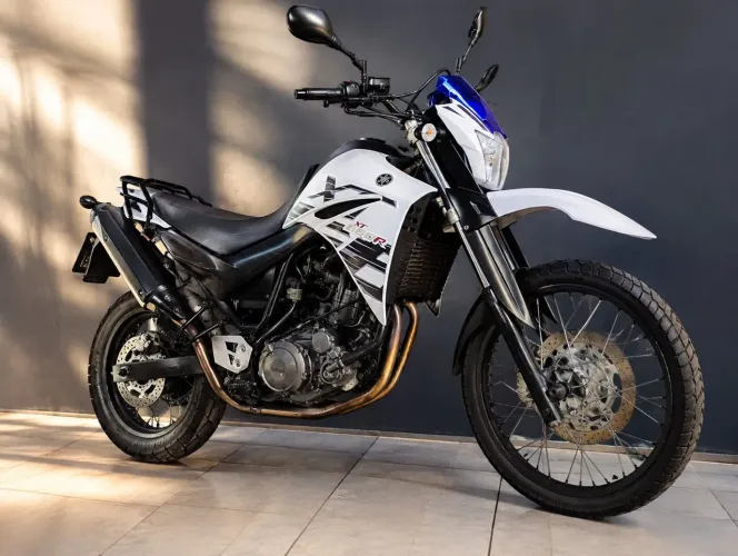 Vendo Moto XT660 excelente estado de conservação 