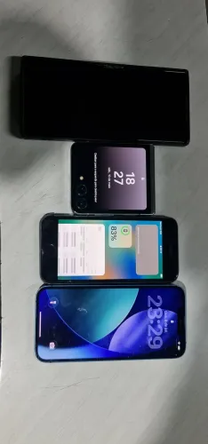 Iphone 13 / z flip 5 / iPhone 8