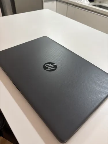 Notebook HP 250 15.9 polegadas 238gb 8gb ram i3