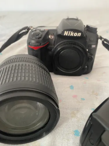 Kit NIKON D7000 com flash 