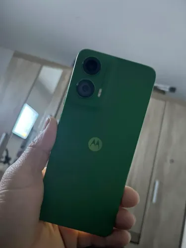 Moto g35 128 GB <br>bateria 5000 dura muito<br> tela d 120hz <br>troco em iPhone