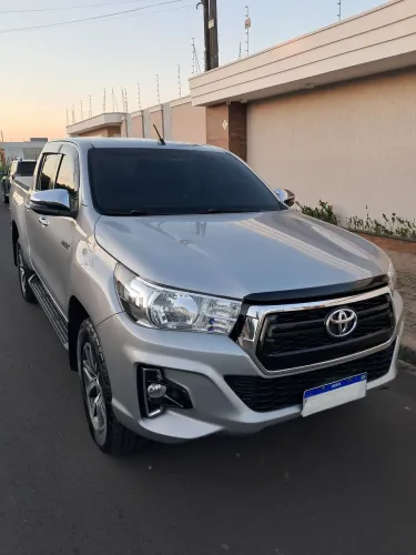Toyota Hilux CD SRV 4X4 2.8 TDI Diesel Aut. 2019