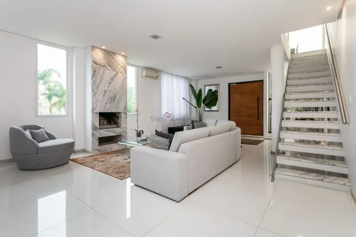 Casa com 4 suítes à venda em Jurerê - Florianópolis/SC