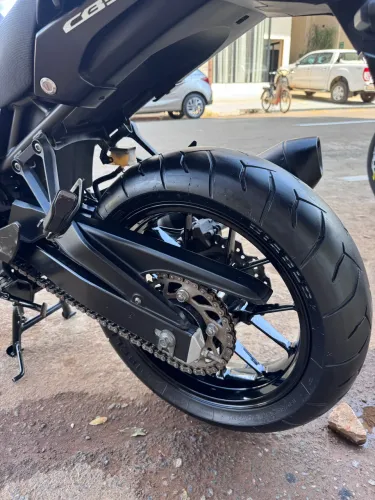 Vendo linda CB500X