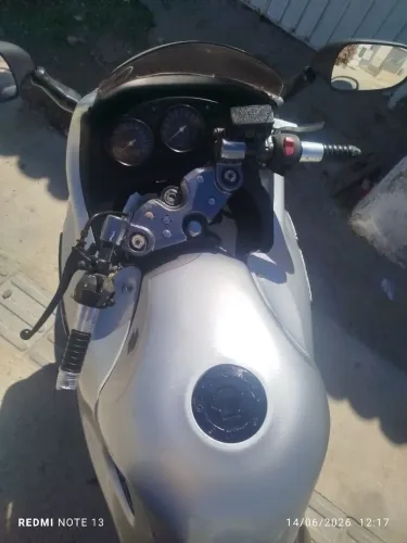 Suzuki Gsxf 750 2006