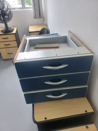 Gaveteiro Aéreo para Escritório