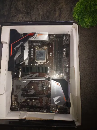 Placa Mãe Aorus Gigabyte B360 Gaming 3 