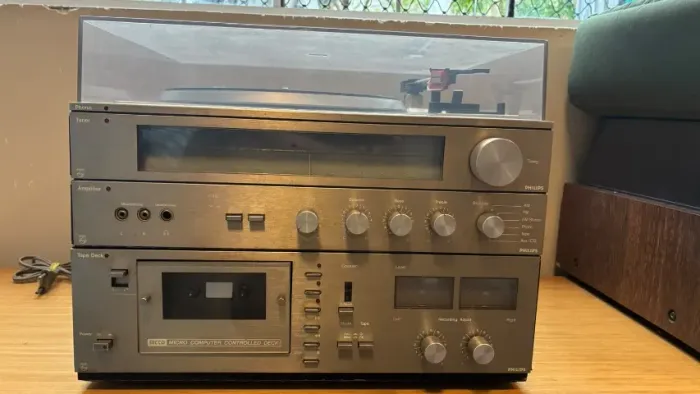 Toca Disco 3 em 1 Philips AH 929
