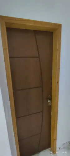 Instalação de portas e portais ,montagem e desmontagem, marcenaria geral