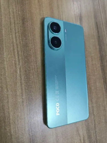 Celular POCO X7 Pro - 12GB de ram e 256GB de memória - Verde claro