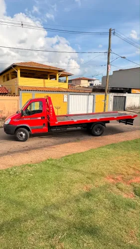 Iveco 70c17 prancha/guincho 2013