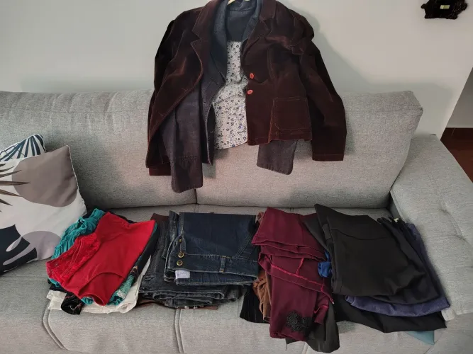 Doação de roupas evangélicas femininas