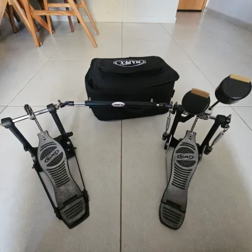 Pedal duplo MAPEX 