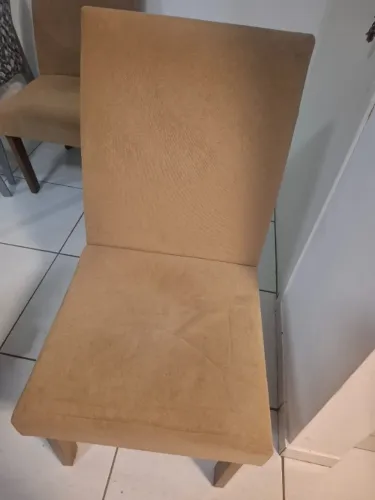 Cadeiras de jantar + base de mesa