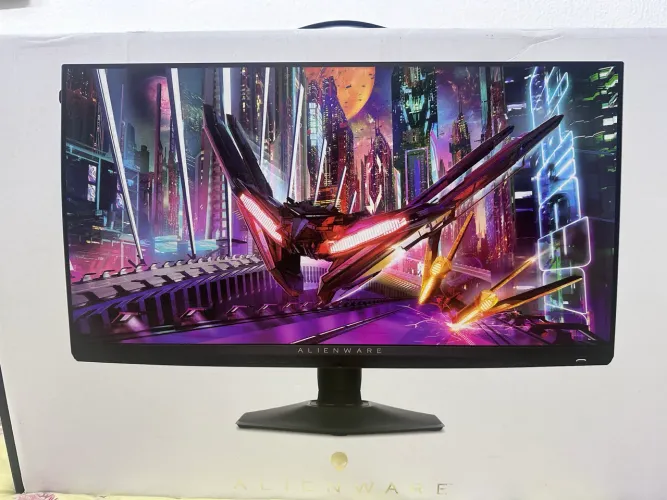 MONITOR ALIENWARE 360hz 0,5 ms.TROCO POR NOTBOOK OU PC .