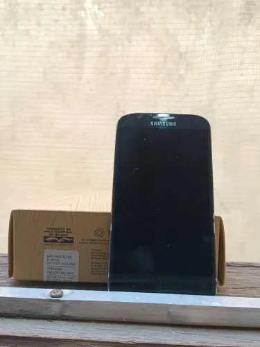 Samsung Galaxy S4 Original + Caixa + Carregador + Fone