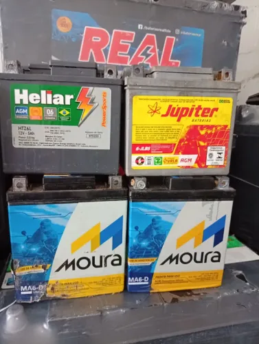 Bateria seminova de moto 80,00