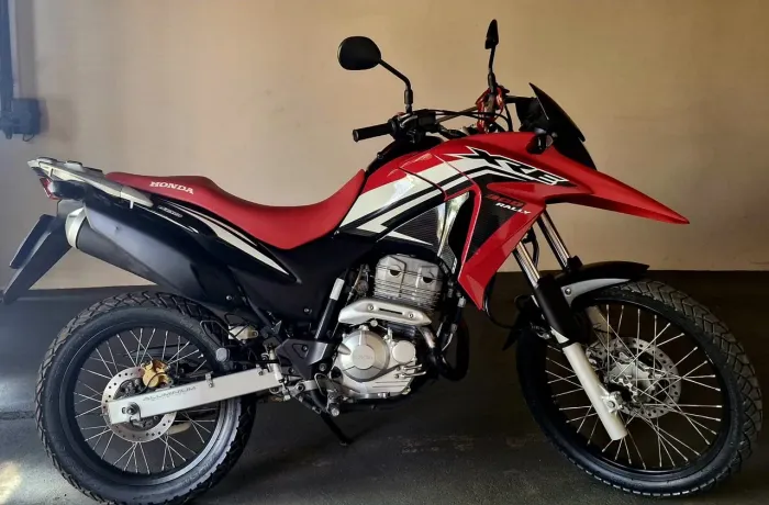 Moto XRE