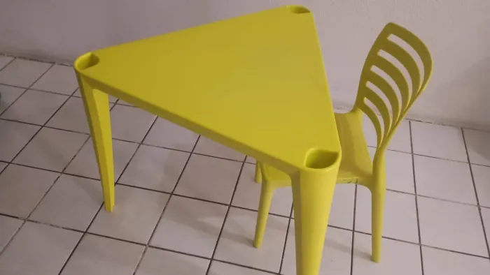 Kit mesa e cadeira infantil