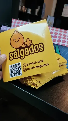 Adesivos para sacolas e embalagens com a logomarca personalizados vinil