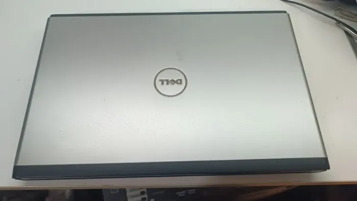 Notebook Dell Vostro Intel Core I5 de segunda geração, SSD 120Gb, 4Gb RAM