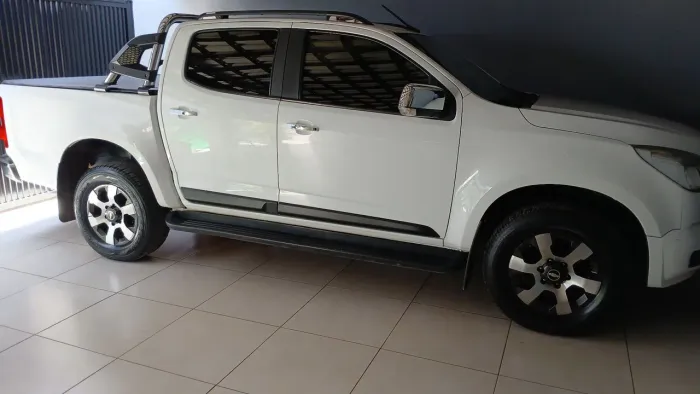 Chevrolet S10 Pick-up LTZ 2.5 Flex 4X2 CD 2015