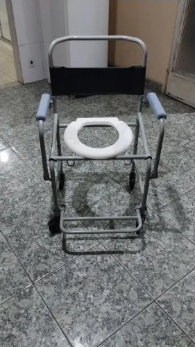 Cadeira de banho nova da dellamed