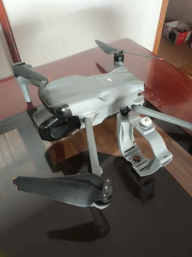 Dji Air 3 Fly More Semi novo troca por Drone de menor valor .(Trocas na região DDD 44