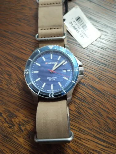 Relógio Wenger made in swiss novinho 200M