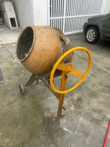 Betoneira CSM 120 litros