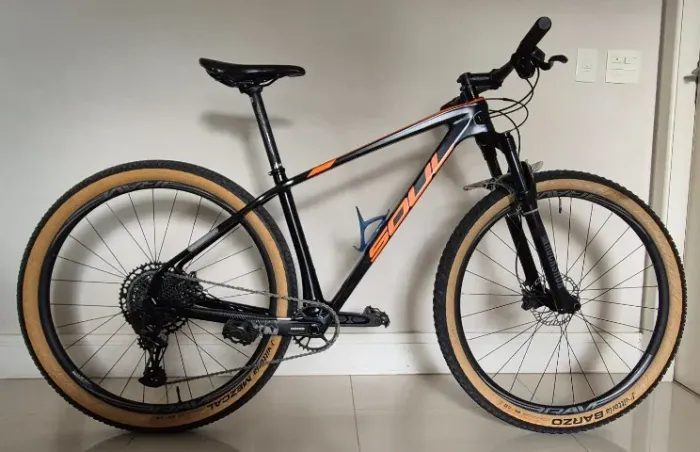 MTB VESUVIO CARBONO 29 - SRAM NX EAGLE - ROCKSHOX - TAMANHO M (17) - SUPER CONSERVADA