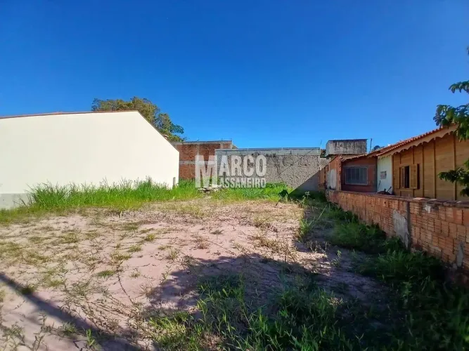 Terreno para Venda em Balneário Barra do Sul / SC no bairro Pinheiros
