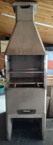Vendo churrasqueira
