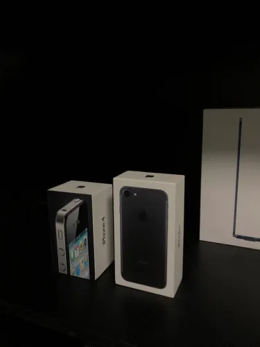 Caixas iPhones 