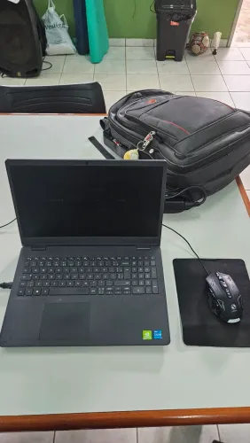 Notebook Dell I5, 1.37tb, 8gb ram, placa de vídeo de 2gb nvidea