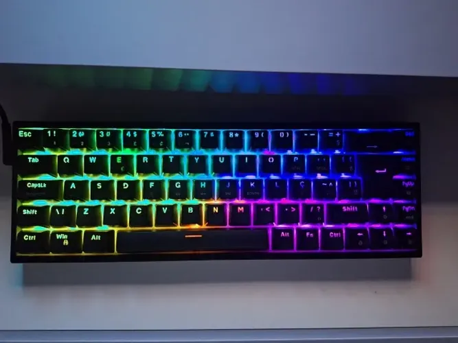 Teclado Mecânico Gamer Husky HailStorm, 65%, RGB, Switch Gateron Brown, ABNT2, Preto - HTG