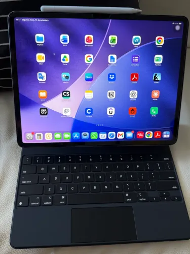 iPad Air 13 M2 + Teclado original Apple + Apple Pencil
