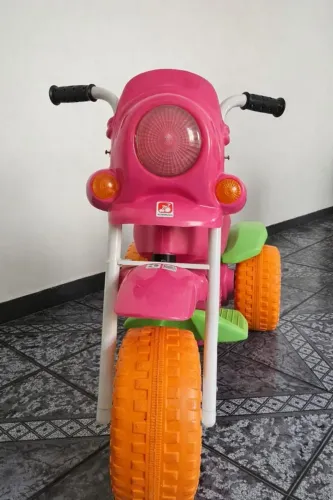 Motinha elétrica infantil 12V Bandeirante - quase sem uso - funcionando perfeitamente