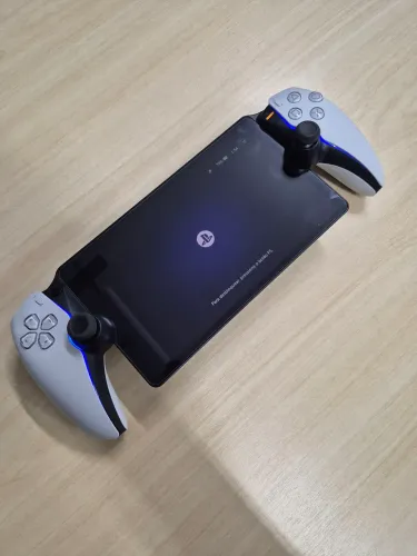 Playstation Portal + case + película + grip
