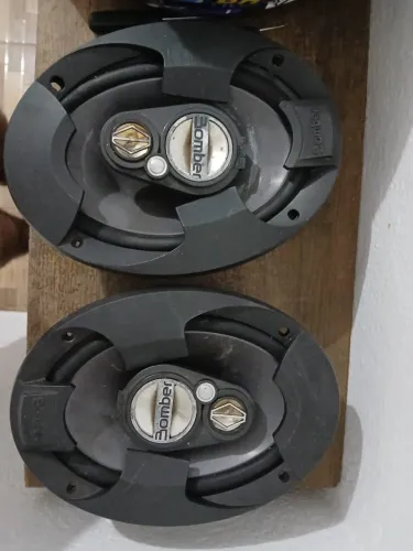 PAR 6X9 BOMBER BEAT QUADRIAXIAL 75w RMS 4 OHMS ALTO-FALANTE AUTOMOTIVO