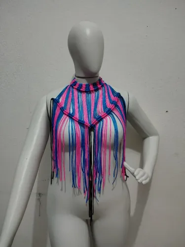 Ombreira de macramê azul e rosa